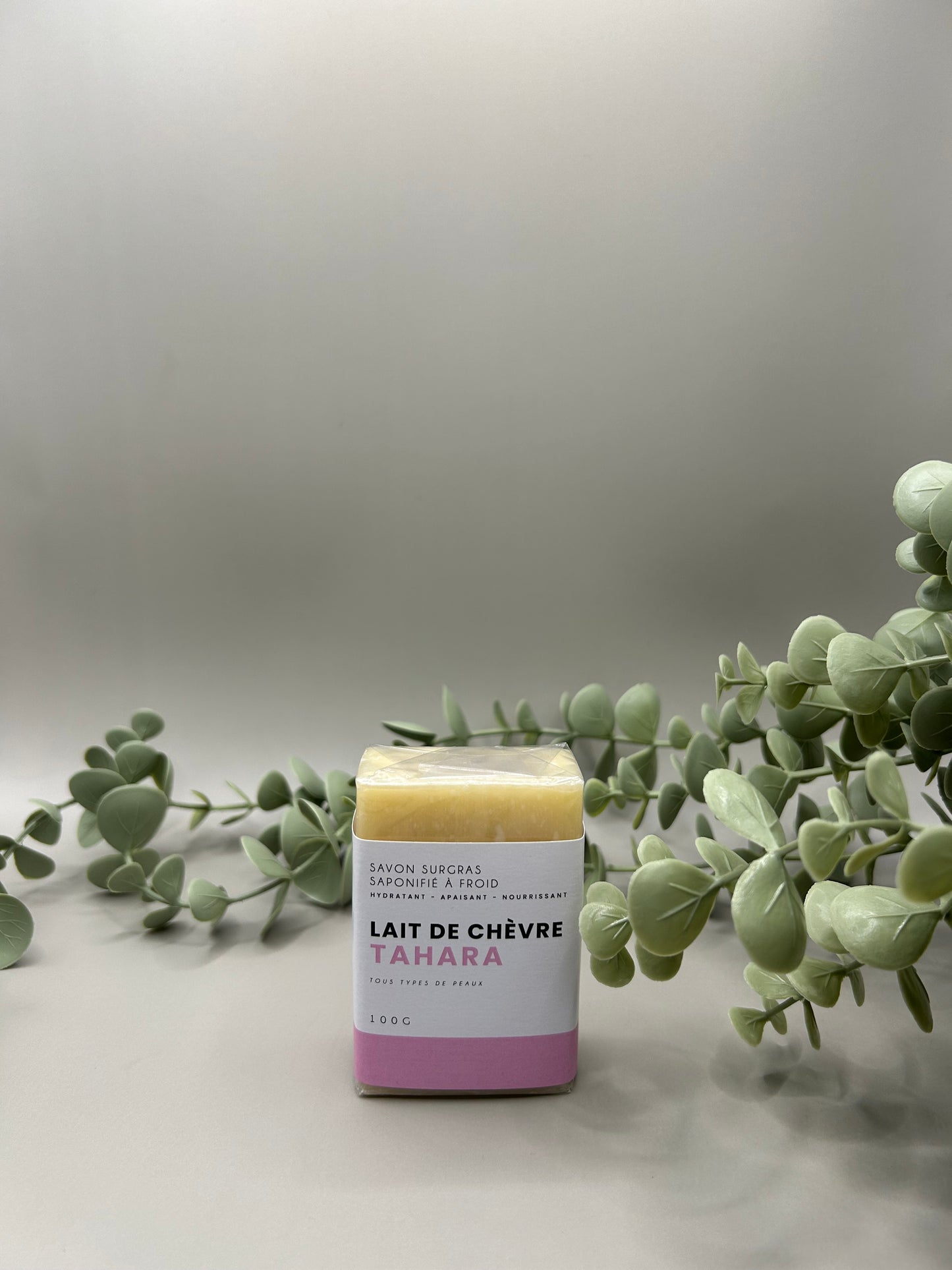 Savon Artisanal au Lait de Chèvre – Saponifié à Froid | Hydratant, Apaisant & Nourrissant – 100g | NIYA TIJARA