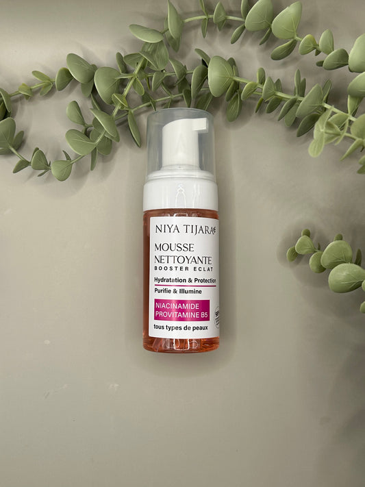 Mousse Nettoyante Booster Éclat – Niacinamide & Provitamine B5 | 98 % Naturelle