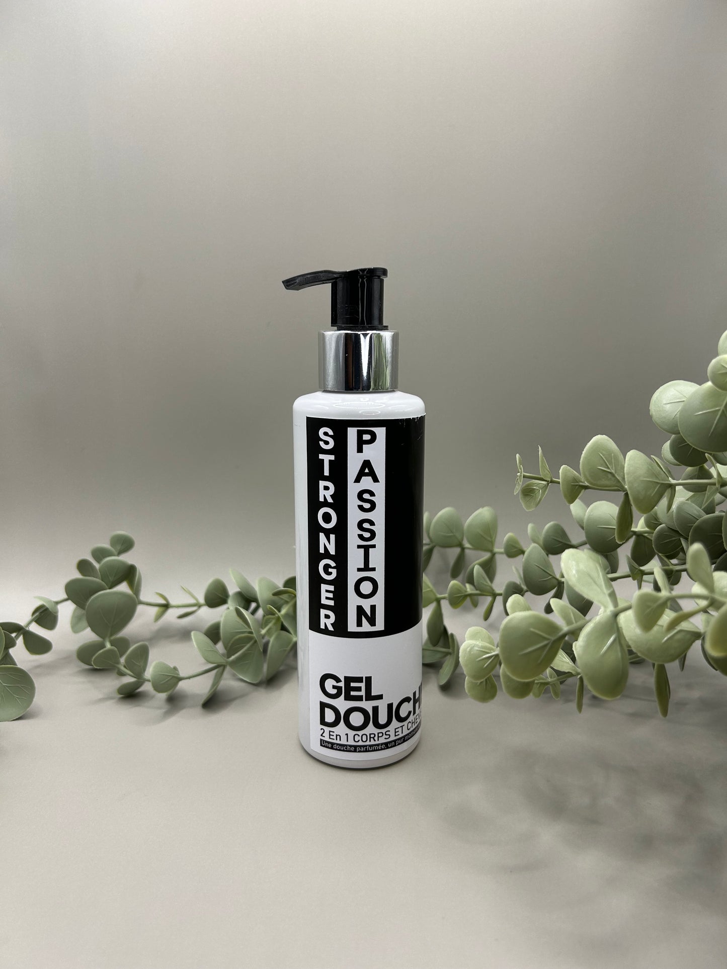 Gel Douche 2-en-1 Stronger Passion – 97,6% Naturel – 200ml
