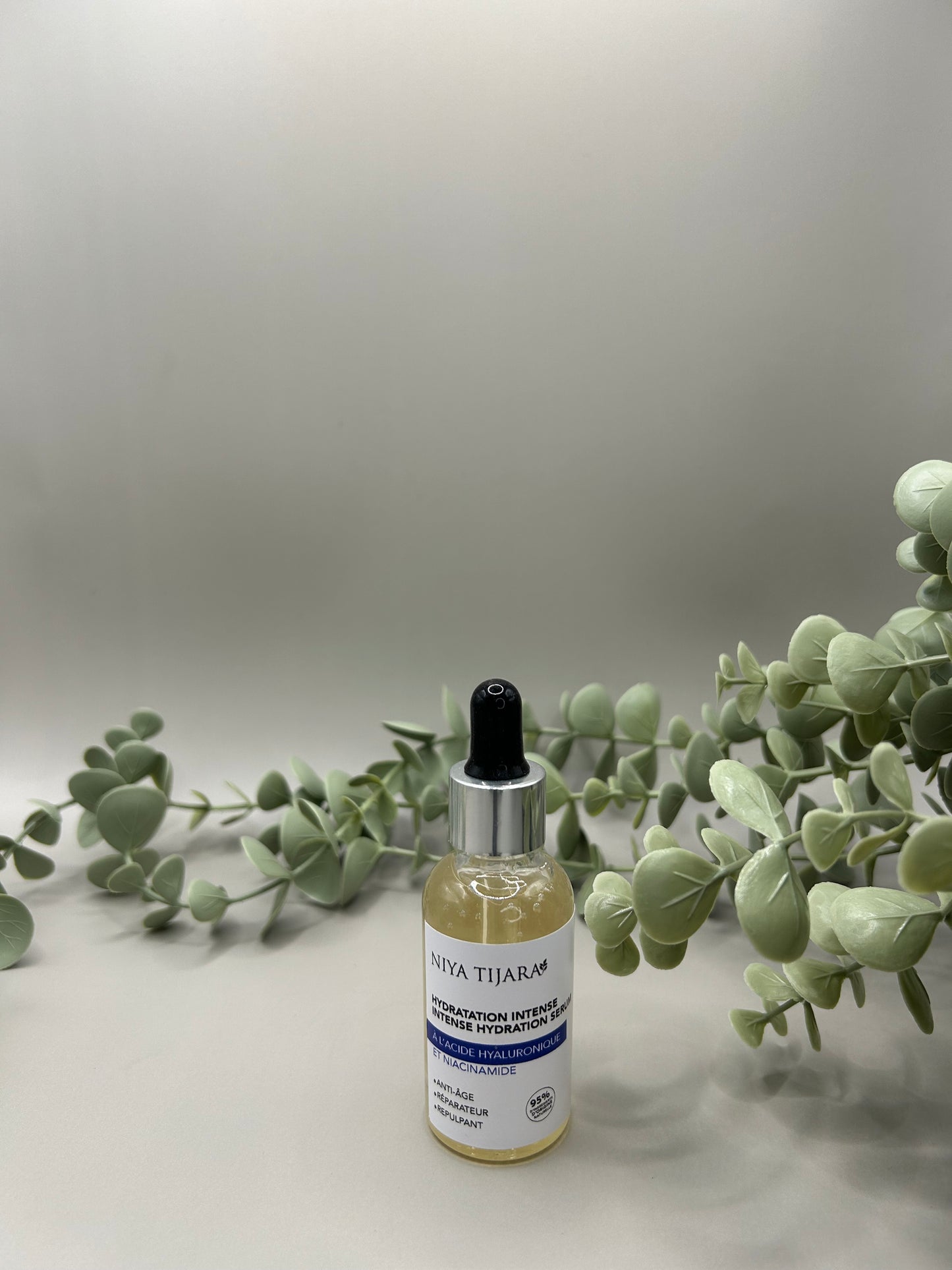 Sérum l’Acide Hyaluronique & Niacinamide – NIYA TIJARA